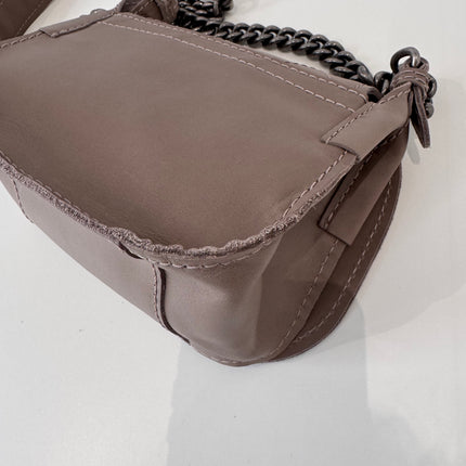Sac Chanel demie lune marron glacé