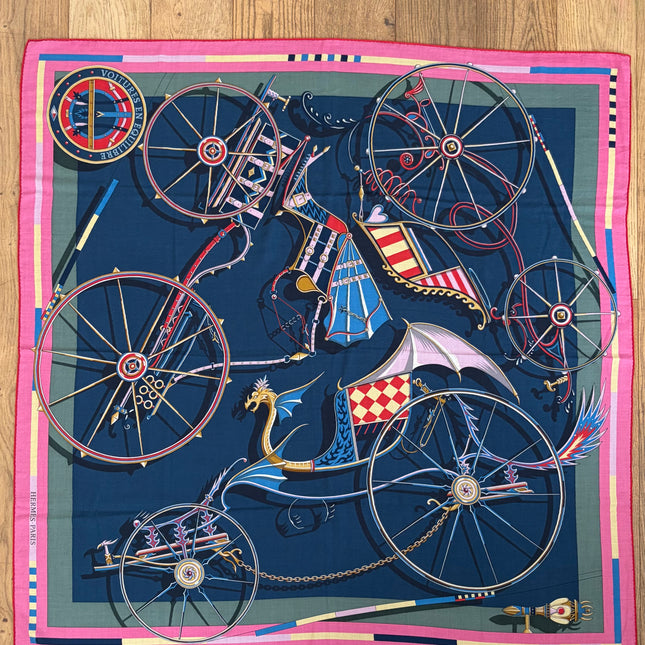 Châle Hermes 140cm Voitures en équilibre