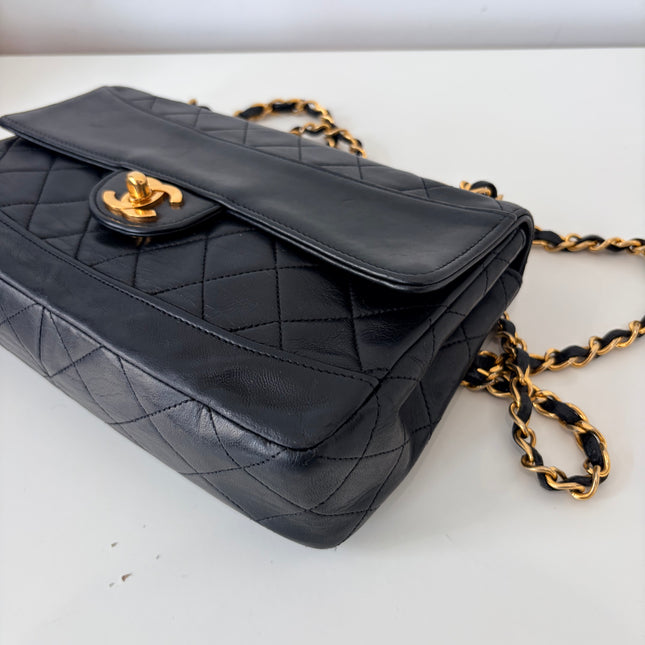 Sac Chanel simple rabat 23cm