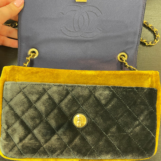 Sac Velours Cosmopolite Chanel