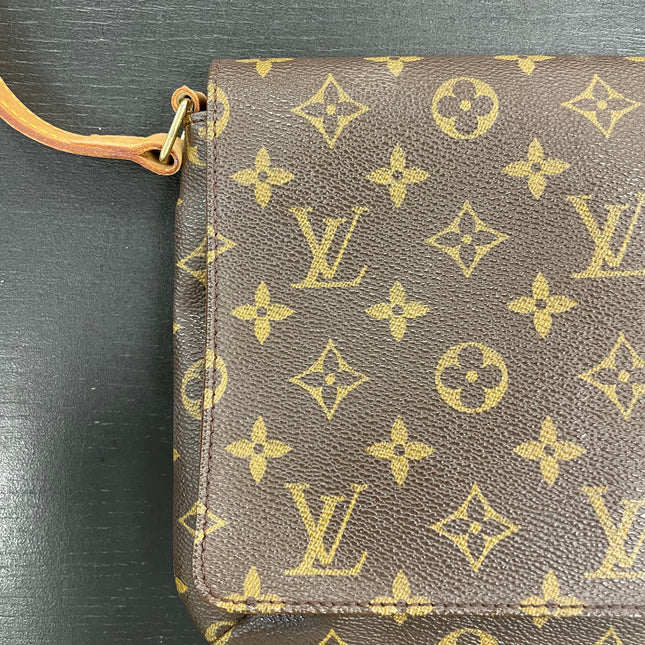 Sac Musette Louis Vuitton