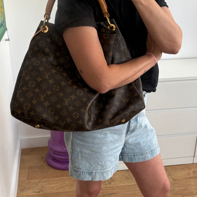 Sac Louis Vuitton Artsy Gm