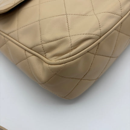 Sac Chanel caméra vintage beige