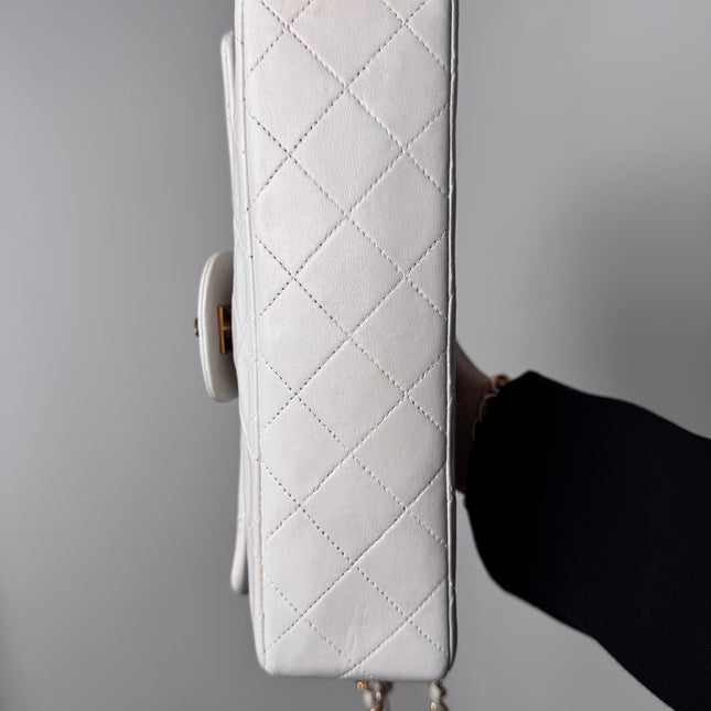 Sac Chanel Timeless Vintage 23cm Blanc