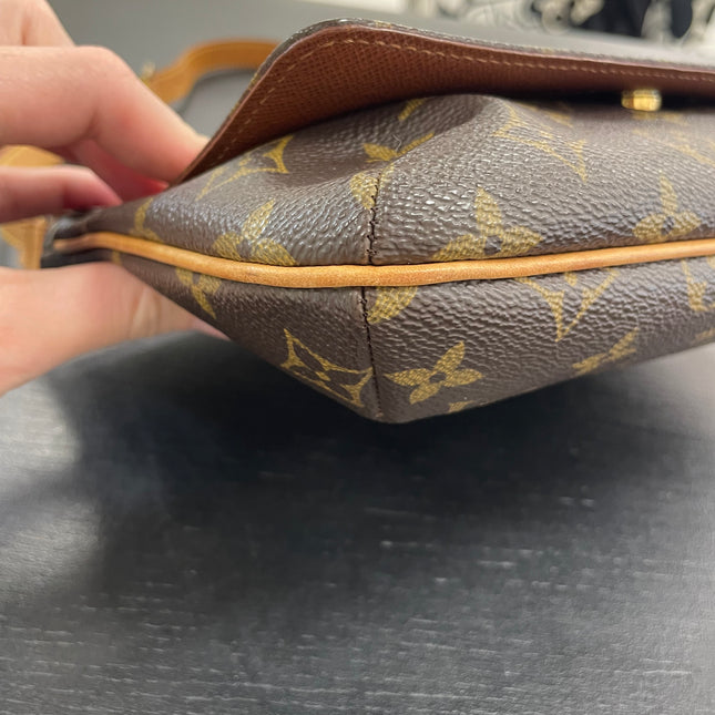 Sac Musette Louis Vuitton
