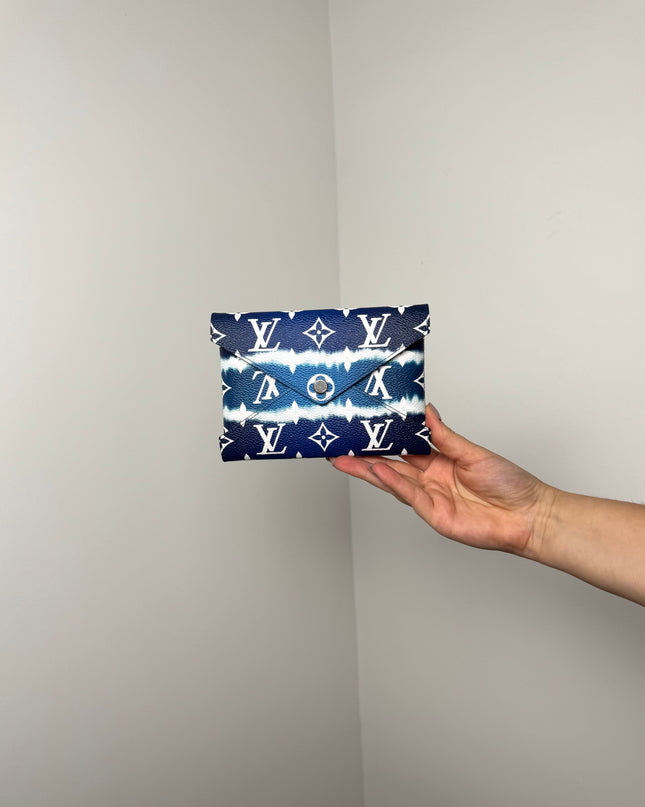Pochette Louis Vuitton Escale Kirigami MM Monogram bleu