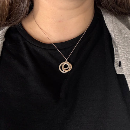 Collier Tiffany & Co. Entrelacés