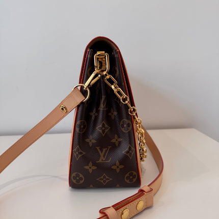 Sac Louis Vuitton Dauphine Soft GM