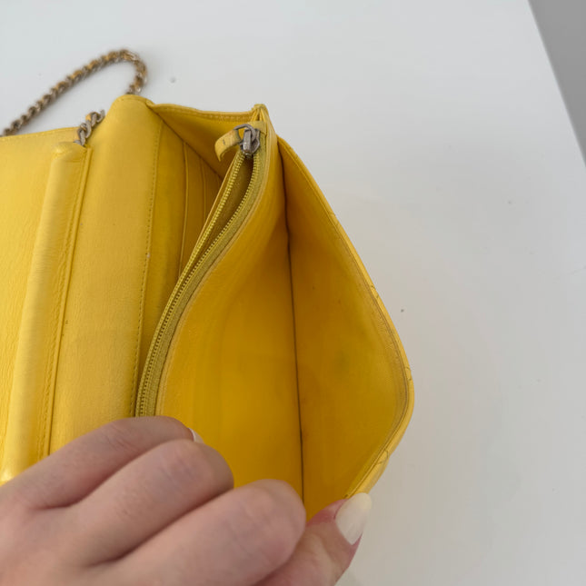 Sac Chanel Wallet on Chain Jaune