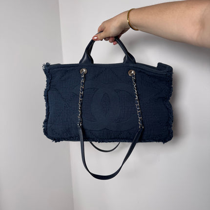 Cabas Chanel Deauville navy blue