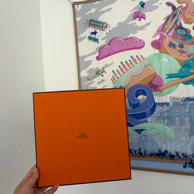 Carré Hermès Parade 90 cm