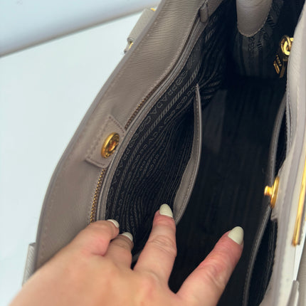 Sac Prada Galleria bandoulière moyen