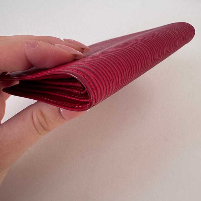 Portefeuille Louis Vuitton Cuir Épis Rouge