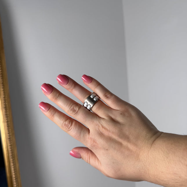 Bague Chanel Ultra T55