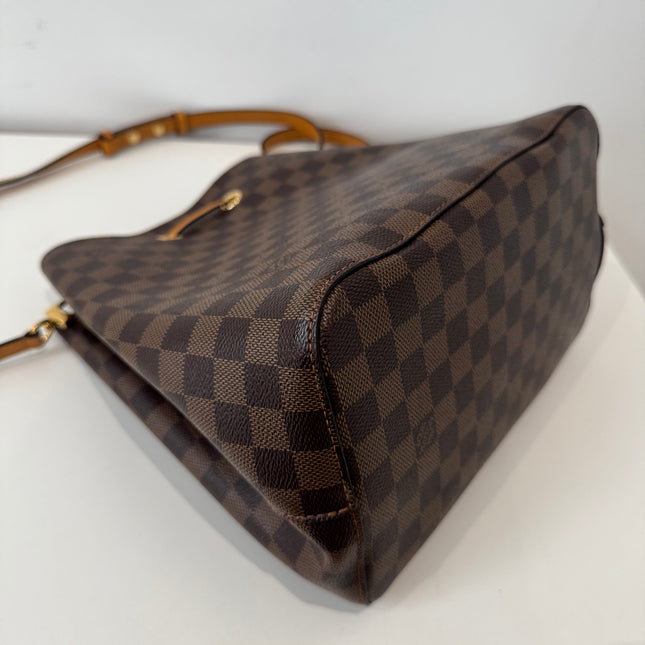 Sac Louis Vuitton Neo Noé Damier ébène & safran