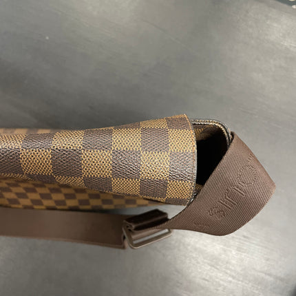Sacoche Bastille Damier Louis Vuitton