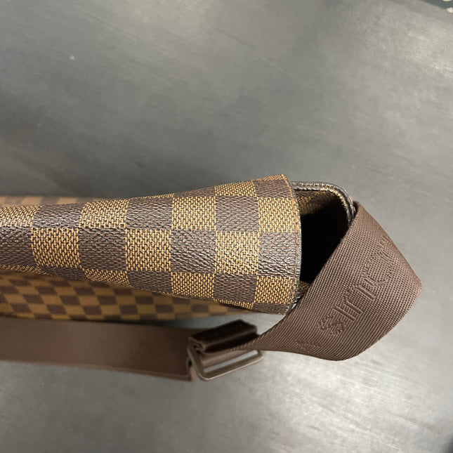 Sacoche Bastille Damier Louis Vuitton