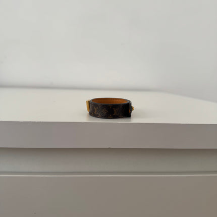 Bracelet Louis Vuitton Essential V Monogram