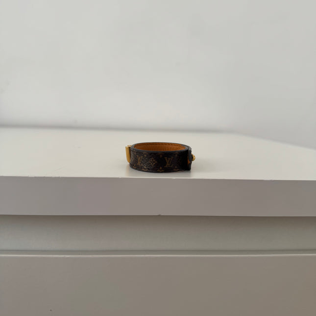 Bracelet Louis Vuitton Essential V Monogram