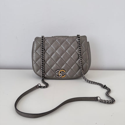 Sac Chanel Demie lune argent