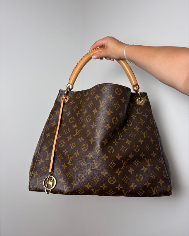 Sac Louis Vuitton Artsy Mm