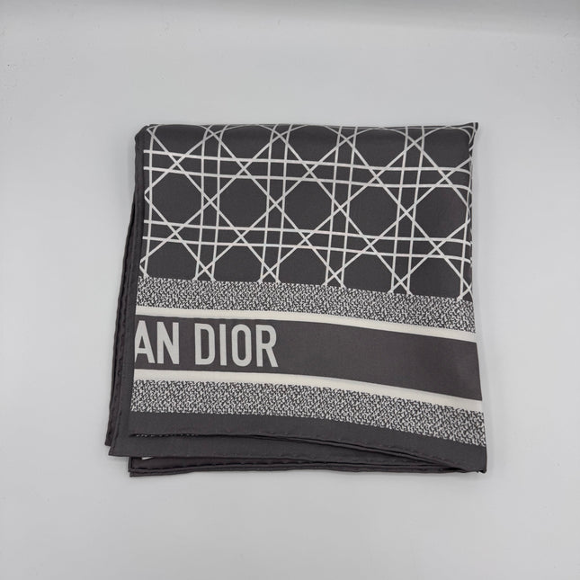 Carré Dior oblique Gris 90cm
