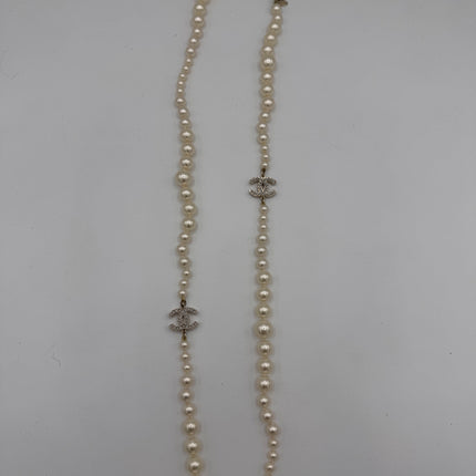 Sautoir Chanel perles