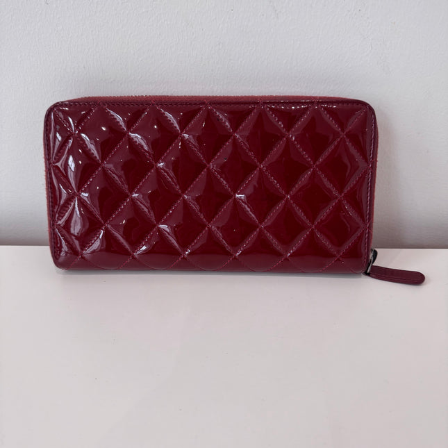 Portefeuille Chanel long vernis