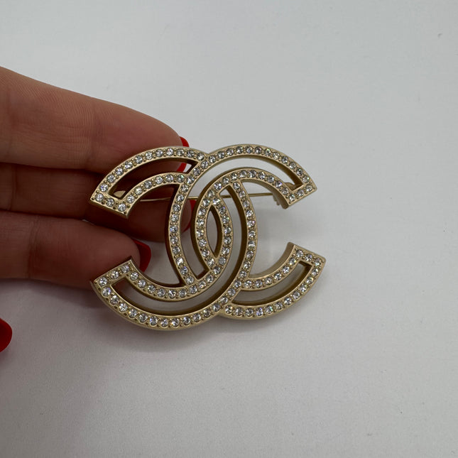 Broche Chanel Strass