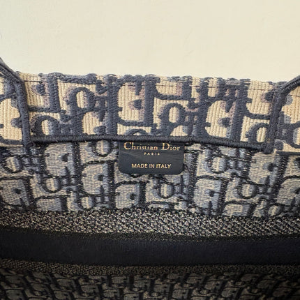 Sac Dior Book Tote Medium