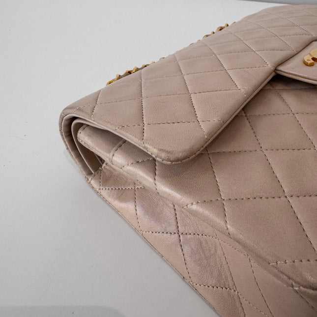 Sac Chanel Timeless 25 cm Beige