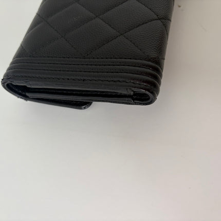 Portefeuille Chanel Boy à rabat