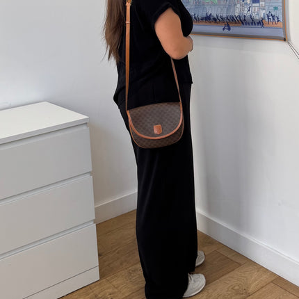 Sac Celine demie-lune bandoulière