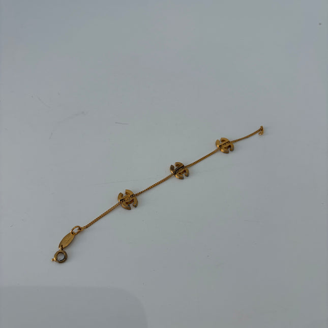 Bracelet Chanel Triple CC plaqué or & strass