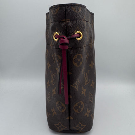 Pochette Louis Vuitton Noé Monogram