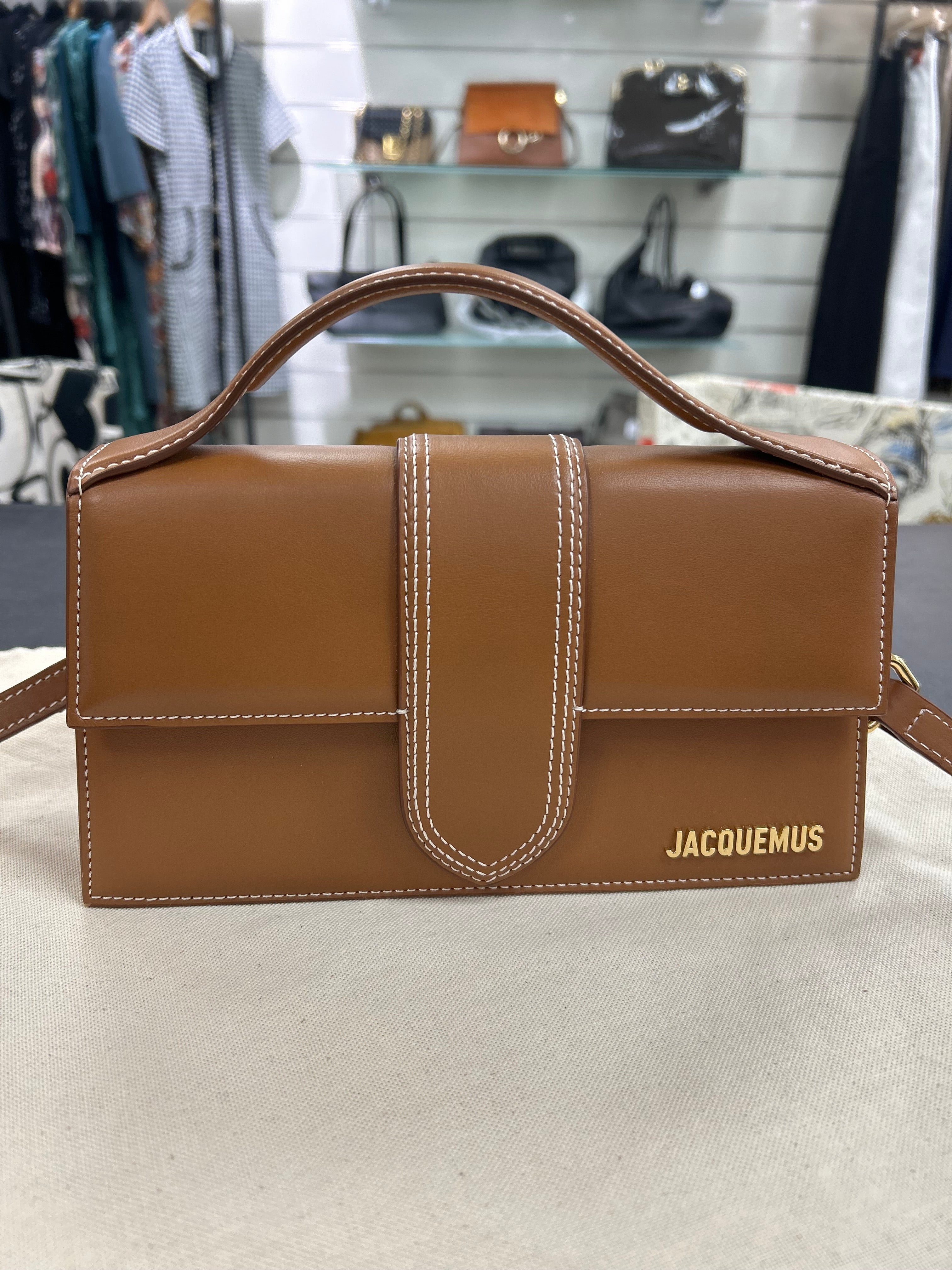 Grand bambino camel Jacquemus