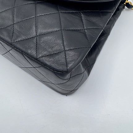 Sac Chanel classique flap grand bandoulière vintage