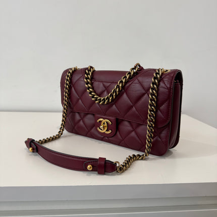 Sac Chanel Perfect Edge bordeaux épaule