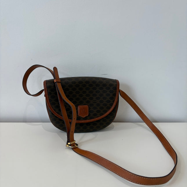 Sac Céline demie lune macadam