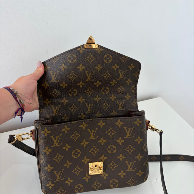 Sac Pochette Louis Vuitton Métis Monogram