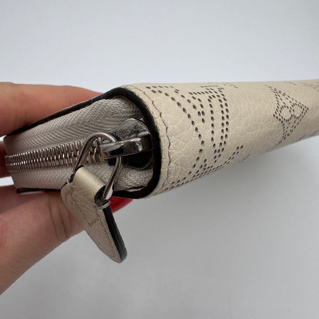 Portefeuille Louis Vuitton Zippy cuir mahina