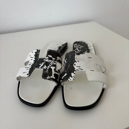 Sandales Hermès Oran Noir et Blanc T40