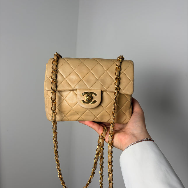 Sac Chanel Timeless Mini Square Beige