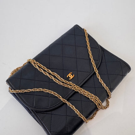Petit Sac Chanel matelassé noir