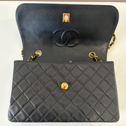 Sac Chanel Simple rabat matelassé