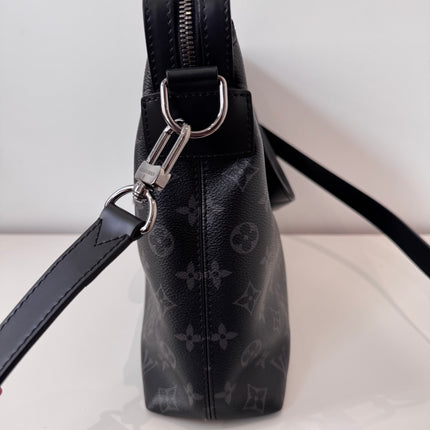 Sac Louis Vuitton Explorer Éclipse Monogram