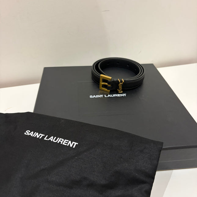 Ceinture Saint Laurent Cassandre T80 cuir grainé noir