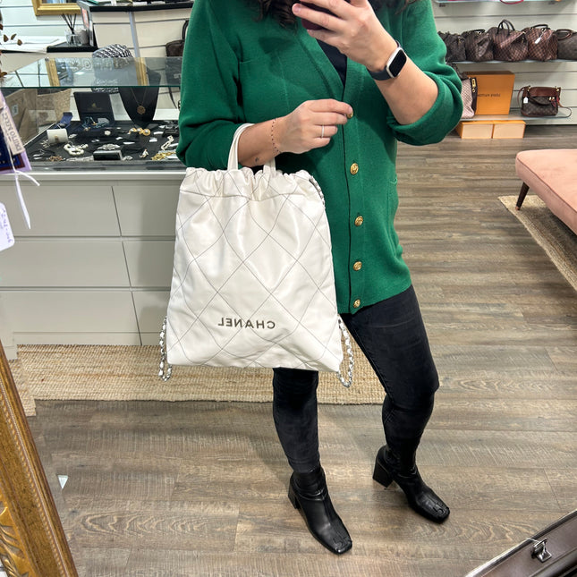 Chanel sac à dos 22