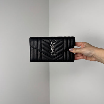 Portefeuille long Saint Laurent cassandre noir