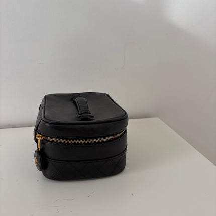Vanity Chanel vintage noir